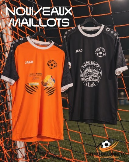 Nouveaux maillots